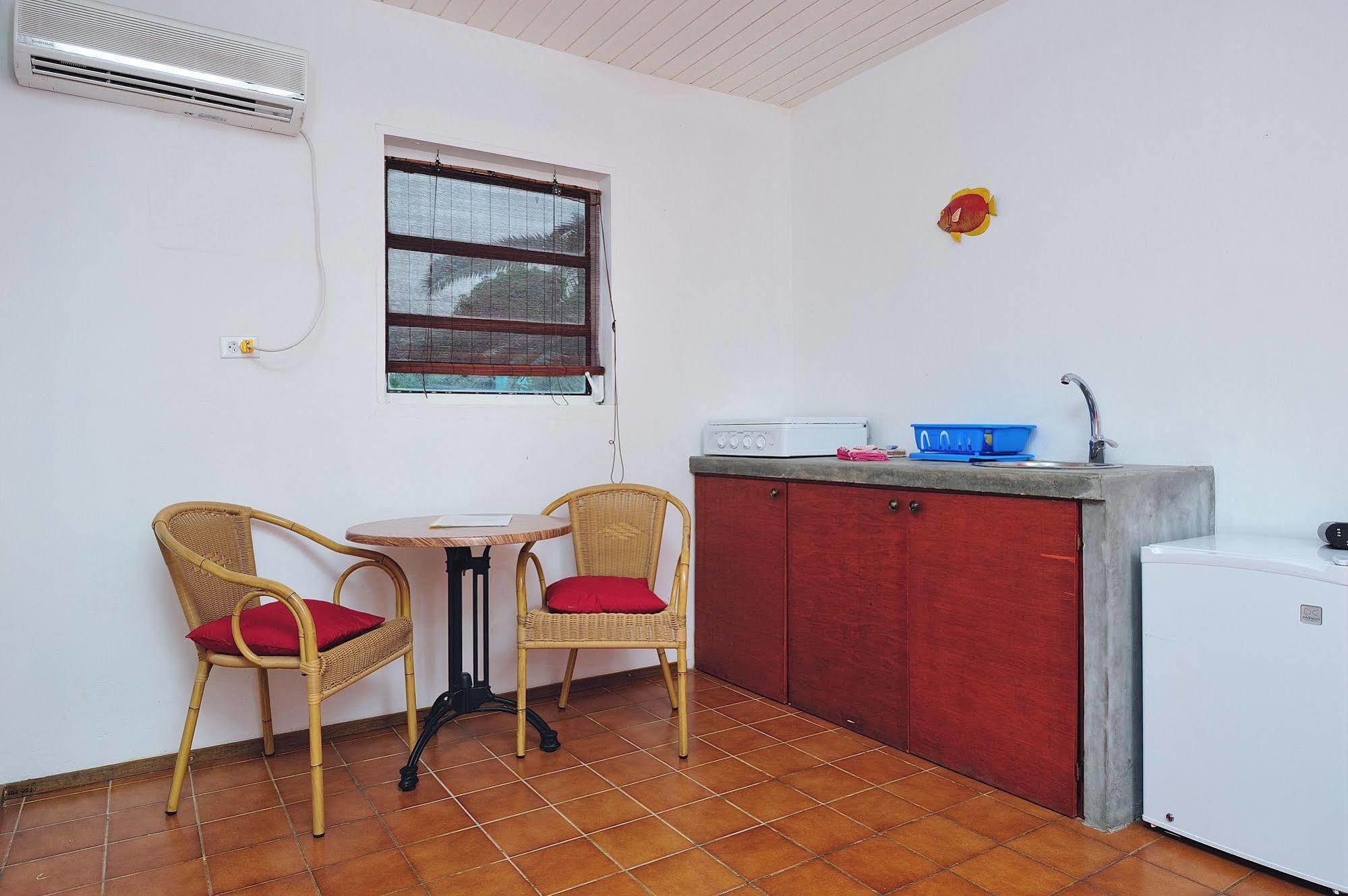 The Dive Hut - Boutique Apartments Playa Exterior foto